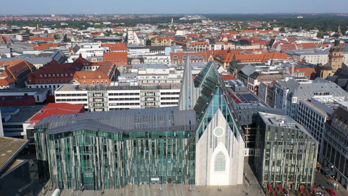 Luftbild des Neuen Augusteums und Paulinums