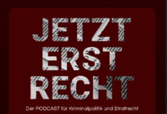 Abbildung eines Handys, auf dem der Podcast "Jetzt erst recht" läuft