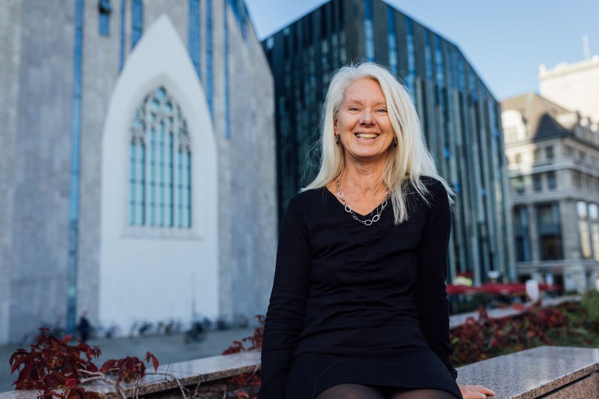 zur Vergrößerungsansicht des Bildes: Portraitaufnahme von der Leibniz-Professorin Lori Beaman