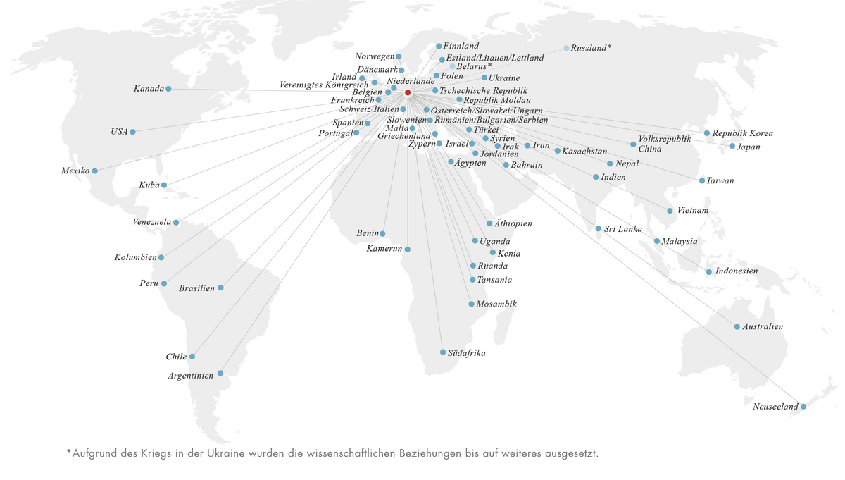 zur Vergrößerungsansicht des Bildes: Weltkarte mit Markierung zu Orten, zu denen Partnerschaften bestehen