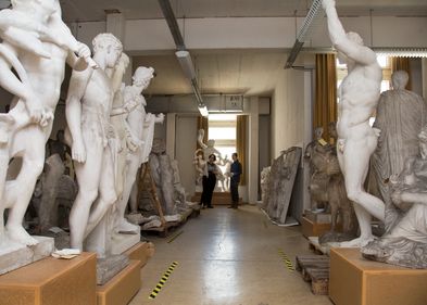 Einblick in die Gipsabguss-Sammlung des Antikenmuseum der Universität Leipzig zur Museumsnacht 2022, Foto: Marion Wenzel