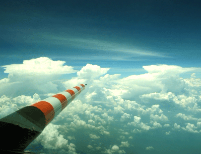 Foto: Wolken aus dem Forschungsflugzeug HALO aus gesehen