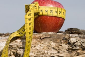 Die "Apfel-Körperform" deutet bei Menschen auf eine ungesunde Ernährung hin.