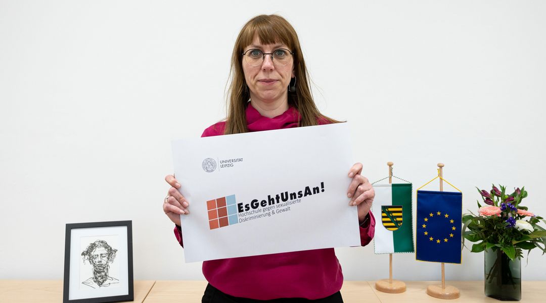 Staatsministerin der Justiz und für Demokratie, Europa und Gleichstellung Katja Meier. Schirmherrin der Aktionswoche #EsGehtUnsAn.