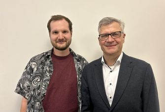 Prof. Dr. Christoph Schneider (rechts) und Till Friedmann, der Erstautor der Studie.
