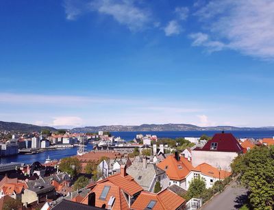 Panorama-Blick über die norwegische Stadt Bergen