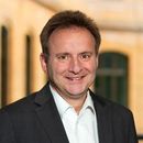 Professor Matthias Blüher