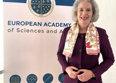 Rektorin Prof. Dr. Eva Inés Obergfell bei der Europäischen Akademie der Wissenschaften und Künste (EASA) in Salzburg. Foto: privat