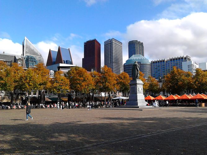 Abgebildet ist das Stadtzentrum von Leiden.