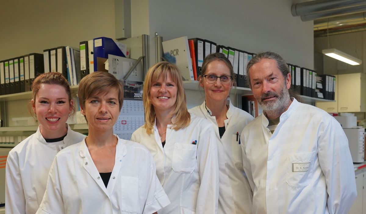 zur Vergrößerungsansicht des Bildes: Team der Core Unit DNA-Technologien