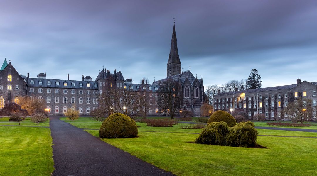 Zu sehen ist der Campus der Maynooth University.