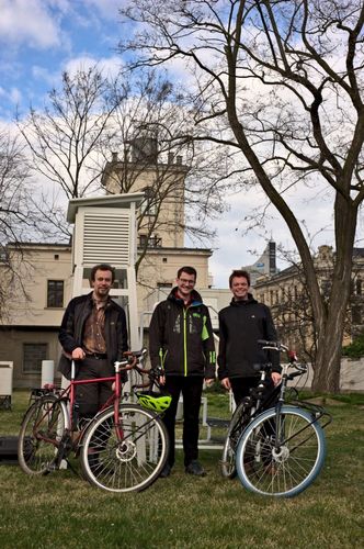 Das Projektteam "Meteorologie hautnah": Jakob Thoböll, Johannes Röttenbacher, Oscar Ritter (v.l.n.r.)