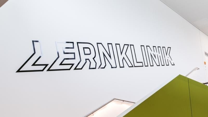 Aufgang zur LernKlinik im Haus D Foto: Christian Hüller, Universität Leipzig 
