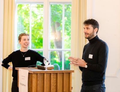Cornelia Franke und Dr. Alexander Bergmann während ihres Vortrags