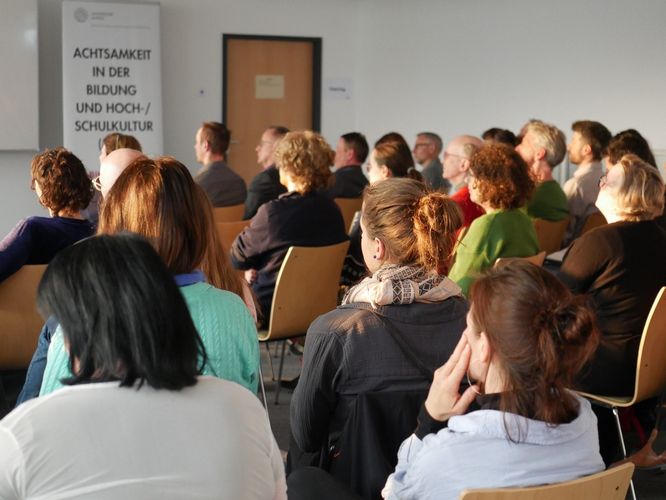 Publikum eines Vortrags