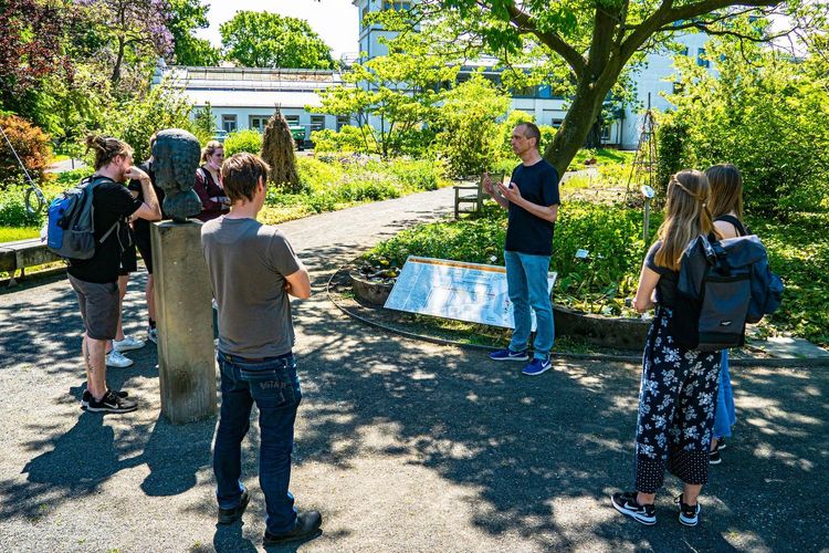 Führung durch den Botanischen Garten.