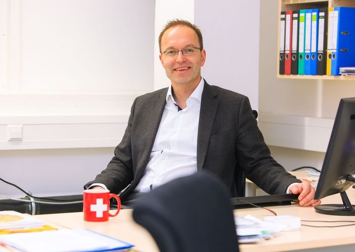 Prof. Dr. Knut Asmis ist designierter Sprecher des Graduiertenkollegs „Wasserstoffisotope: 1,2,3H“.