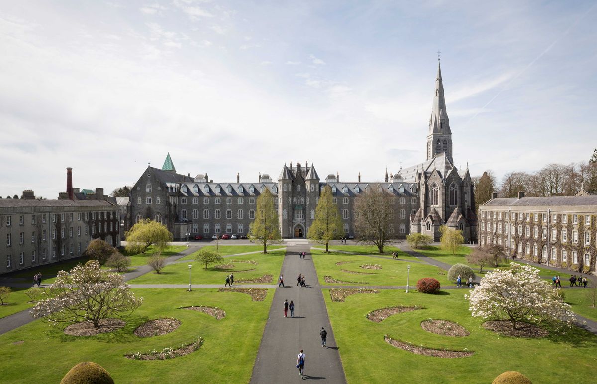 enlarge the image: Zu sehen ist das Hauptgebäude Maynooth University