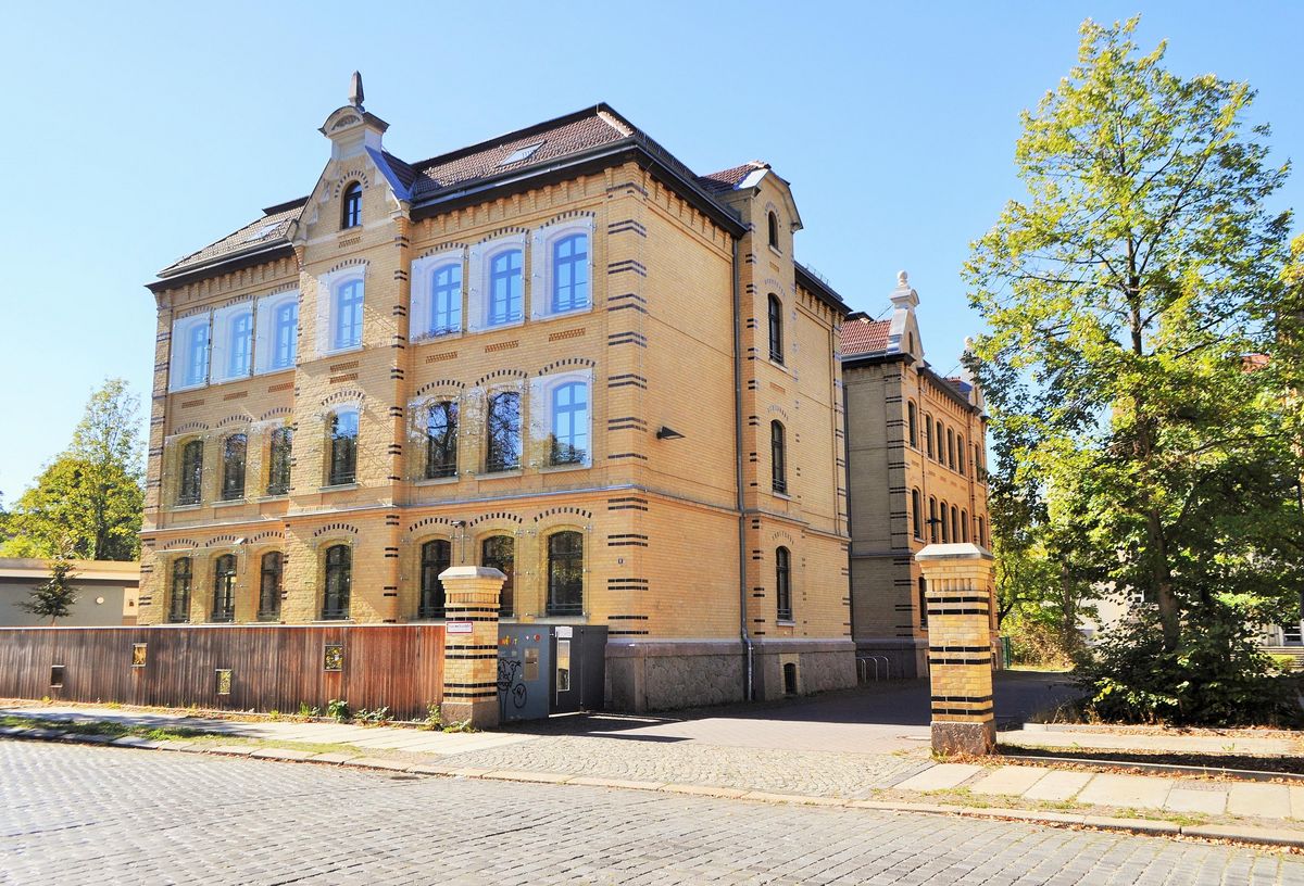 zur Vergrößerungsansicht des Bildes: Das Gebäude der Kindertagesstätte "UniKat" in der Linéestraße in Leipzig