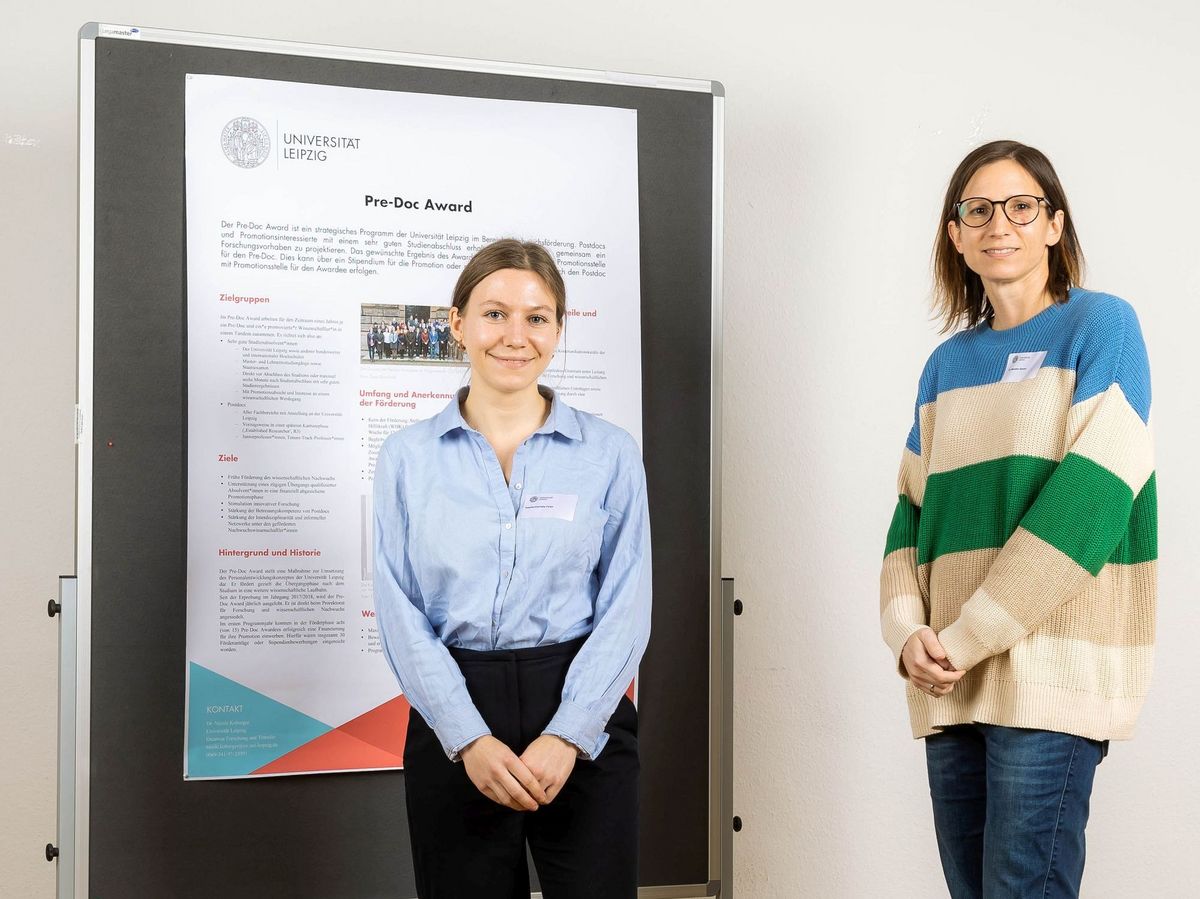Pre-Doc Award 2022 Kickoff, Portrait von Natalie-Danielle Feige & Dr. Mareike Selcho, Foto: Swen Reichhold zur Vergrößerungsansicht des Bildes: Portrait von Natalie-Danielle Feige & Dr. Mareike Selcho