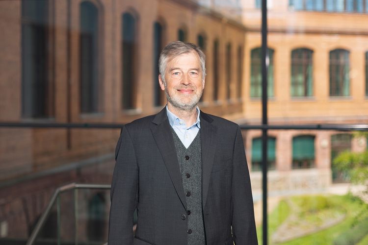 Prof. Dr. Berend Isermann.
