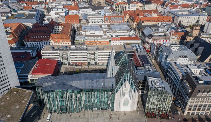 Blick auf das Neue Augusteum, Paulinum und Seminargebäude. Foto: Christian Hüller