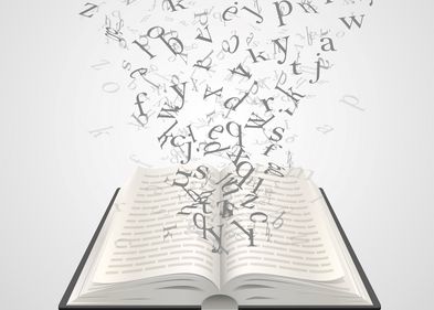 Grafik eines geöffneten Buches aus dem Buchstaben heraus schweben