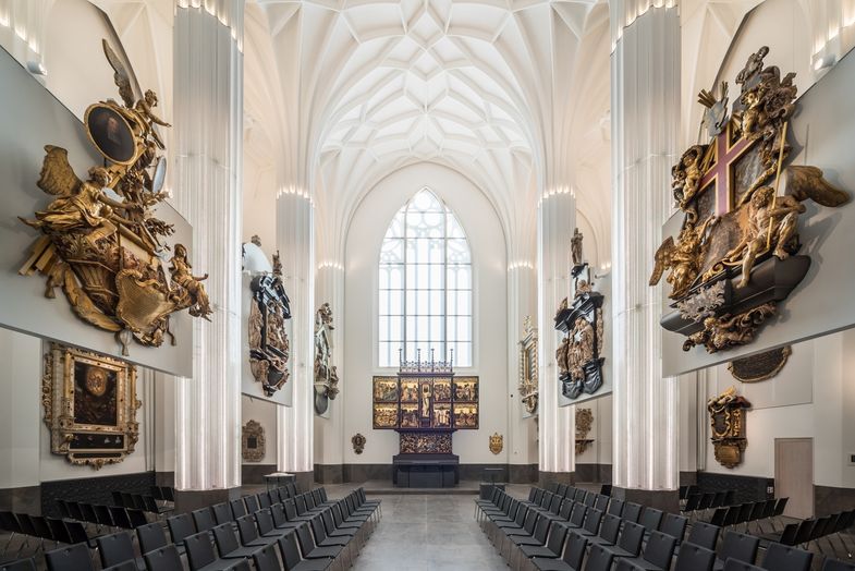 Blick ins Paulinum – Aula und Universitätskirche St. Pauli (Altarbereich).