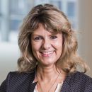  Susann Huster