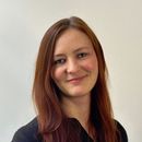  Juliane Riedl