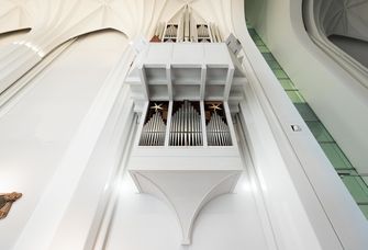 Die Schwalbennestorgel im Paulinum – Aula und Universitätskirche St. Pauli wird in diesen Tagen vollendet.