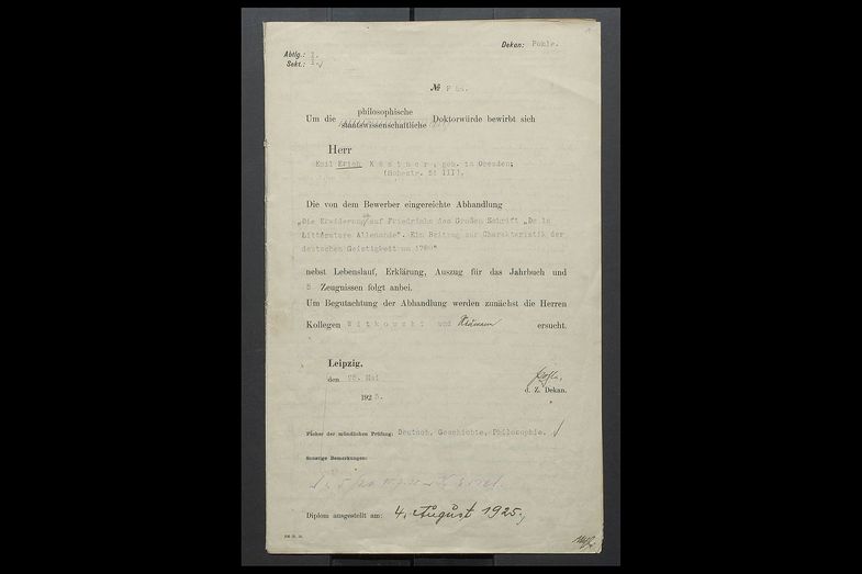 Im Universitätsarchiv wird die Promotionsakte von Erich Kästner aufbewahrt. Hier die Urkunde. Foto: Universitätsarchiv Leipzig, PhilFakProm 00336