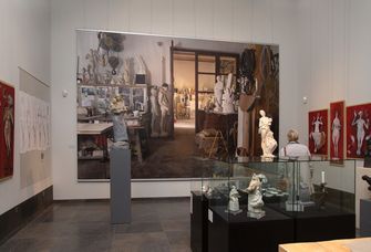 Blick in die Ausstellung mit Kunstwerken von Markus Gläser.